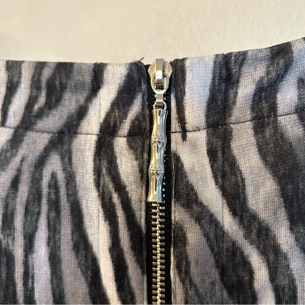 Tommy Bahama - Darcy Zesty Zebra Dress Size: Medium 3/4 Sleeve Dress (NWT) - Picture 7 of 16